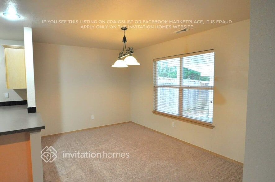 Building Photo - 14902 94th Ave Ct E