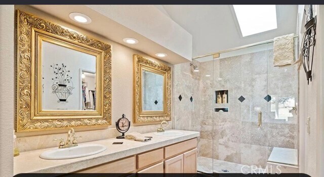 Building Photo - 41711 Kansas St