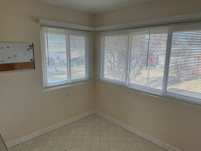 Building Photo - 3521 2nd Ave N