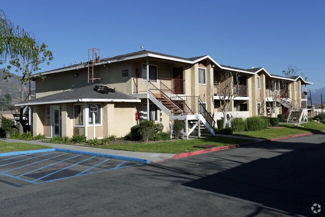 Mountain Gate Apartments San Bernardino, CA Apartment
