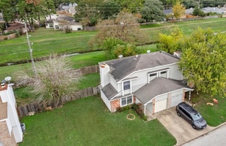 Building Photo - 10038 Spring Place Dr
