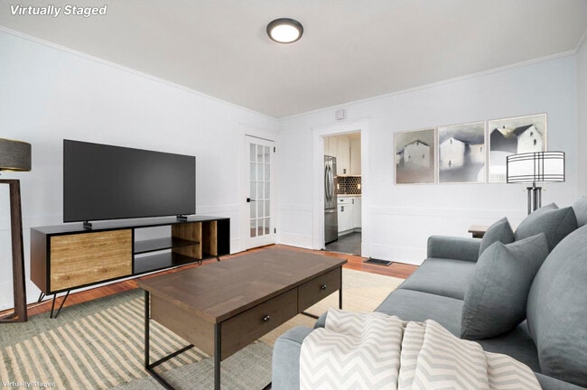 Building Photo - 58 Post Rd