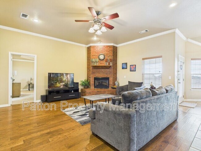 Building Photo - 1701 Rock Creek Rd