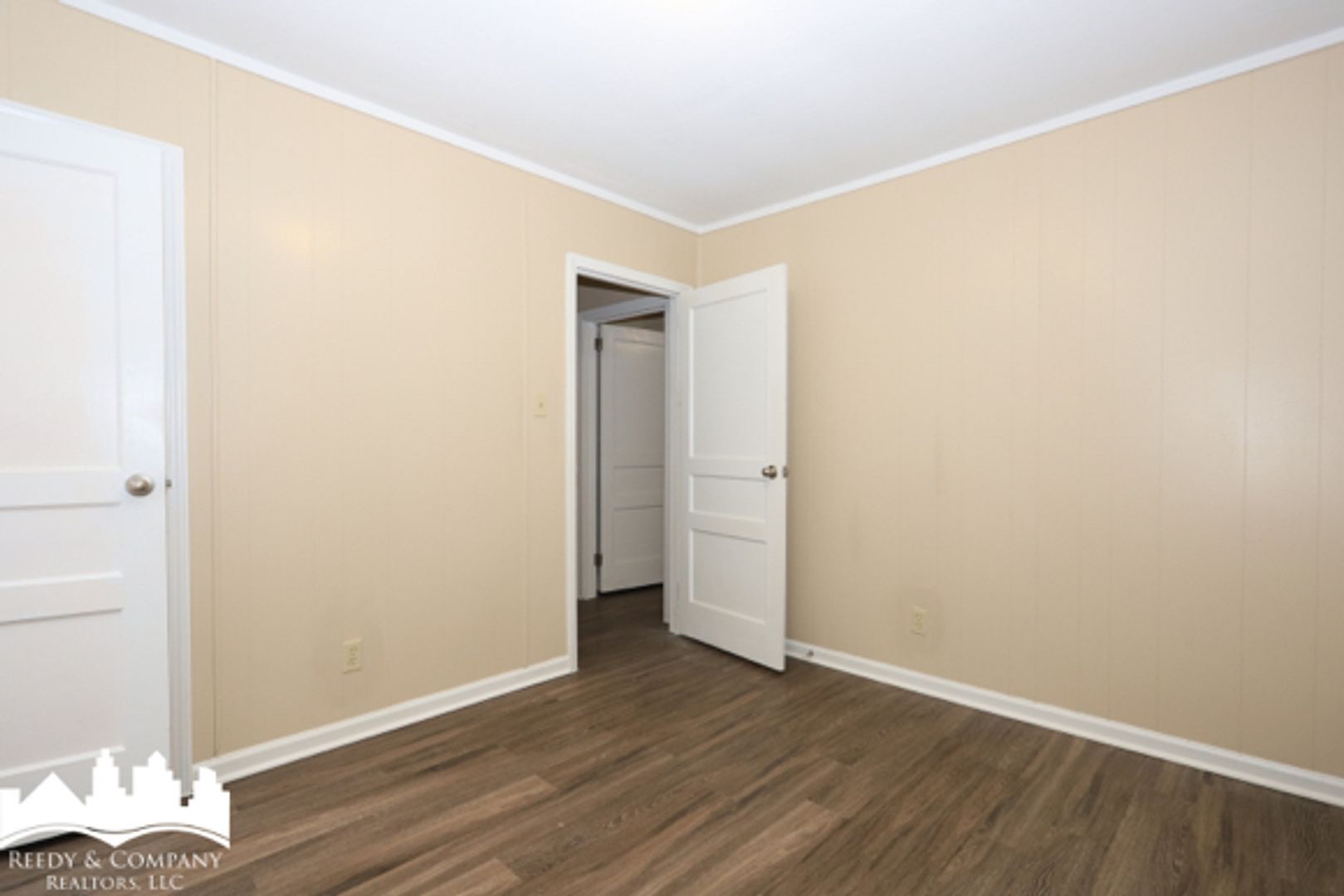 Building Photo - 965 Dillworth St