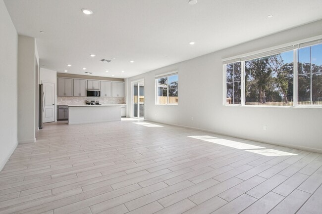 Building Photo - 4202 Markovich Ct