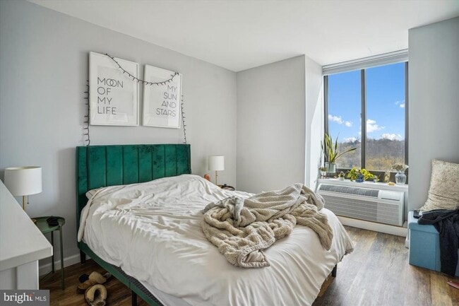 Building Photo - 1510 12th St N