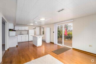 Building Photo - 1532 Trailridge Rd