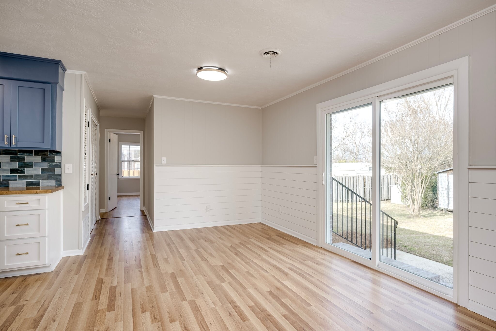 Building Photo - 254 Himan Dr