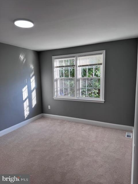 Building Photo - 1579 Dellsway Rd