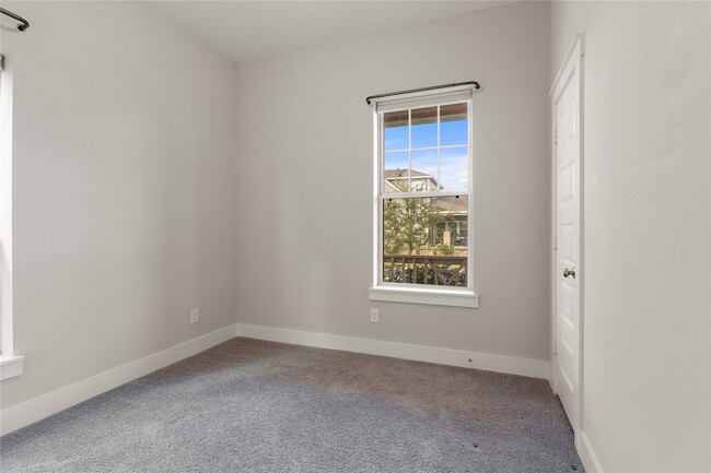 Building Photo - 18547 First Landing Drive