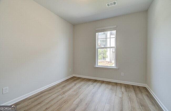 Building Photo - 612 Marimba Pike