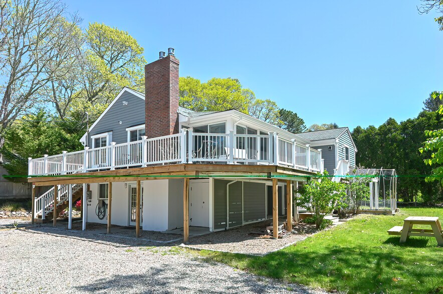 Building Photo - 8 Cutlass Ln