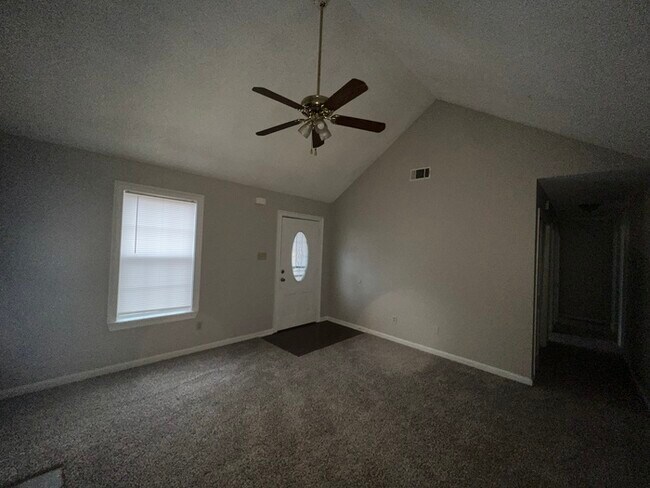 Building Photo - 2607 Parkview Memphis, TN 38128