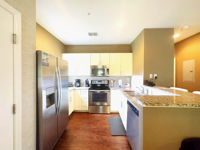 Building Photo - 8996 Silver Pl