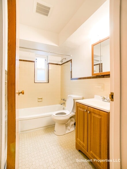 Bathroom #1 - 3154 Schubert Ave