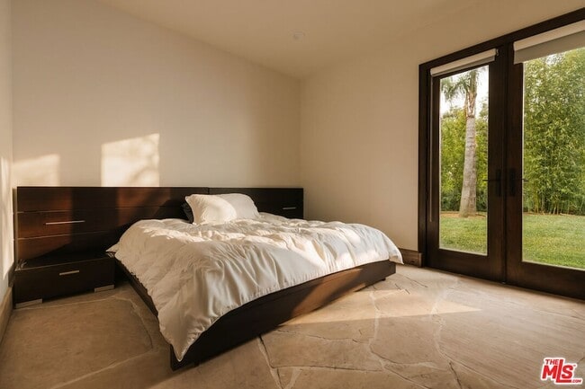 Building Photo - 1105 Rivas Canyon Rd