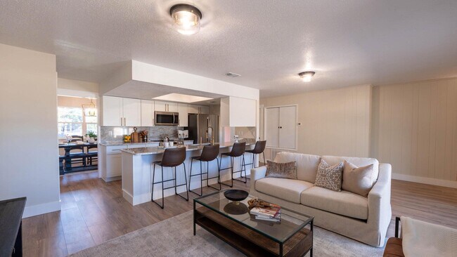 Building Photo - 1 Stafford Cir NE