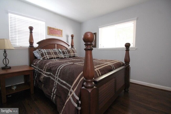 Building Photo - 3287 Annandale Rd