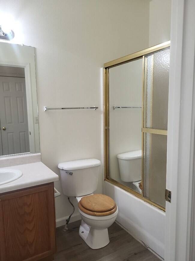 Building Photo - 9955 Sandhaven Ct