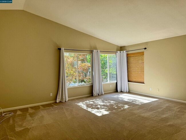 Building Photo - 5179 Keller Ridge Dr