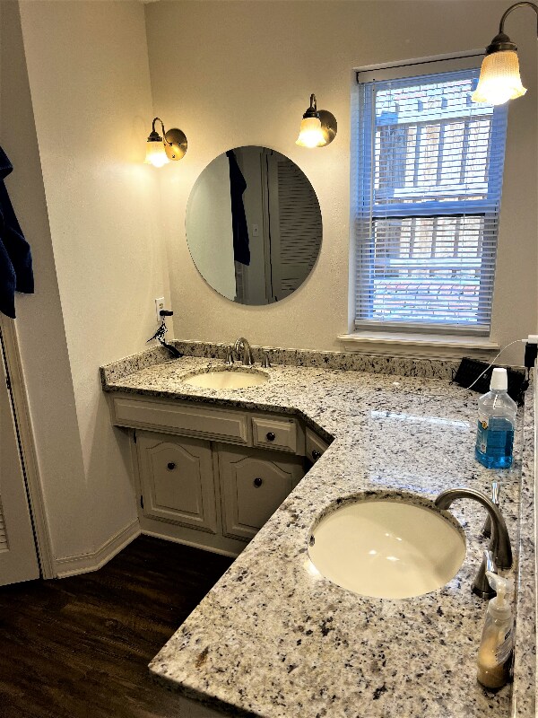 Building Photo - 4816 Gretna Green Ln