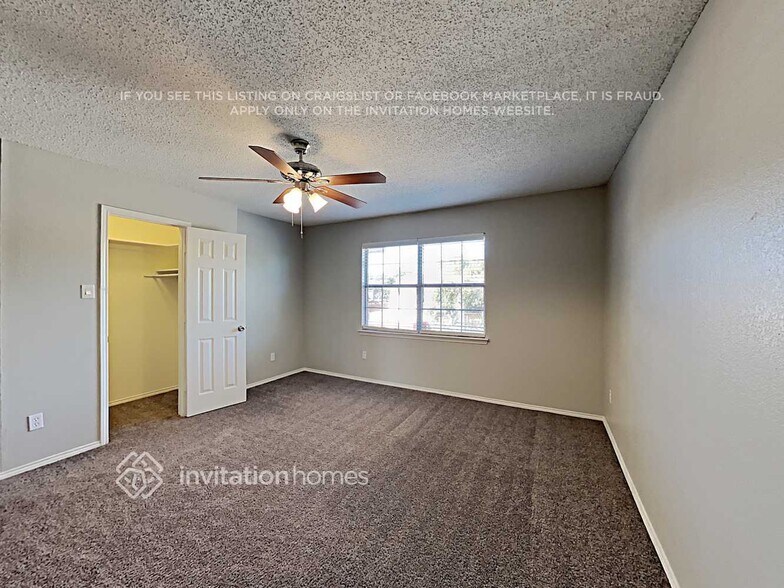 Building Photo - 3014 Lois Ln