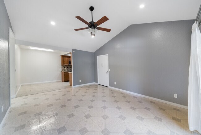 Building Photo - 20702 El Toro Rd