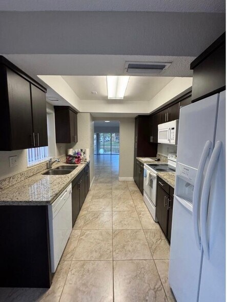 Building Photo - 3551 NW 95th Terrace