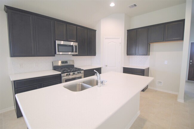 Building Photo - 3314 Aster Mdw Wy
