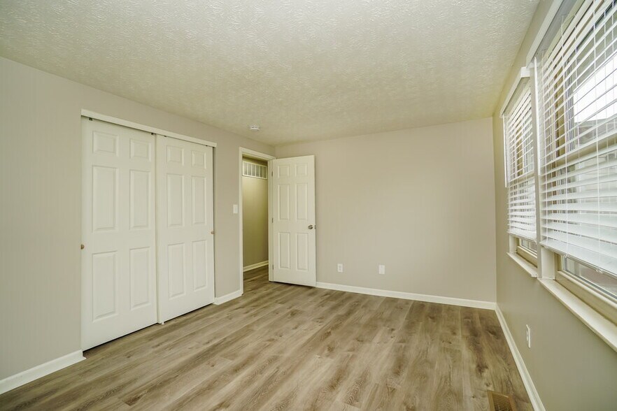 Building Photo - 2471 Mica Ct