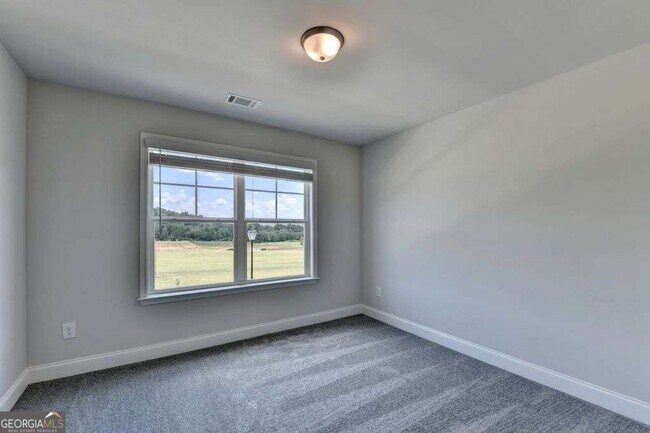 Building Photo - 7309 Yewtree Dr