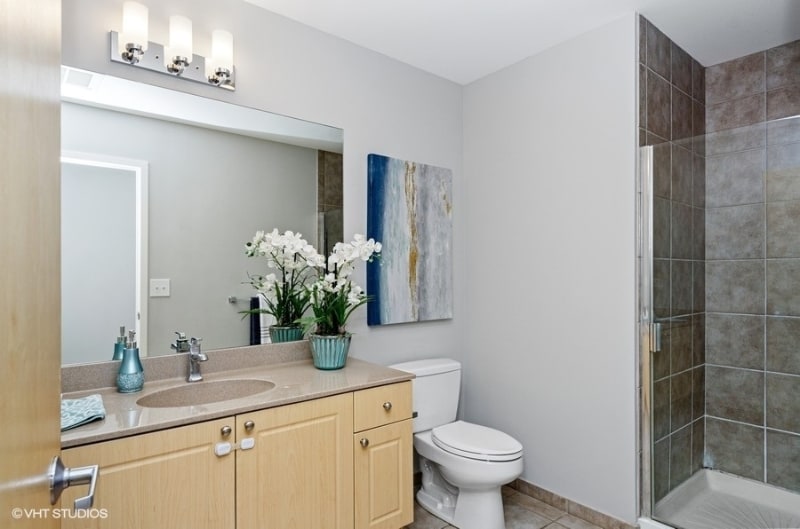 Building Photo - 1620 S Michigan Ave