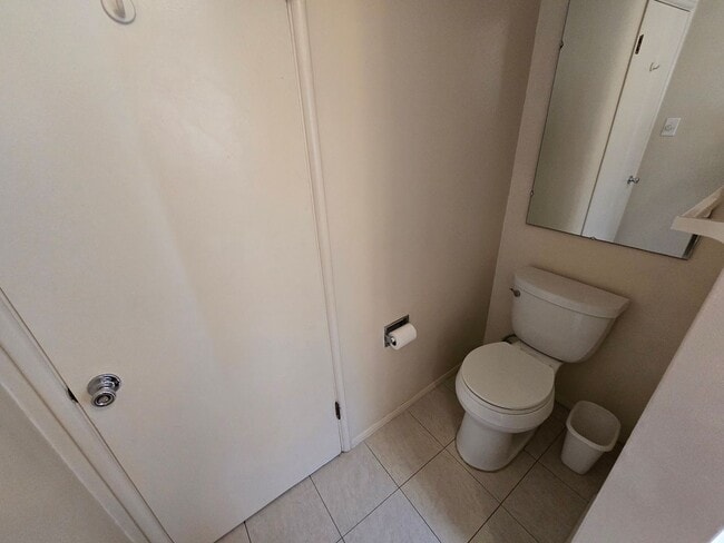 Building Photo - Classic 3 Bed, 2 Bath Home on Large Lot