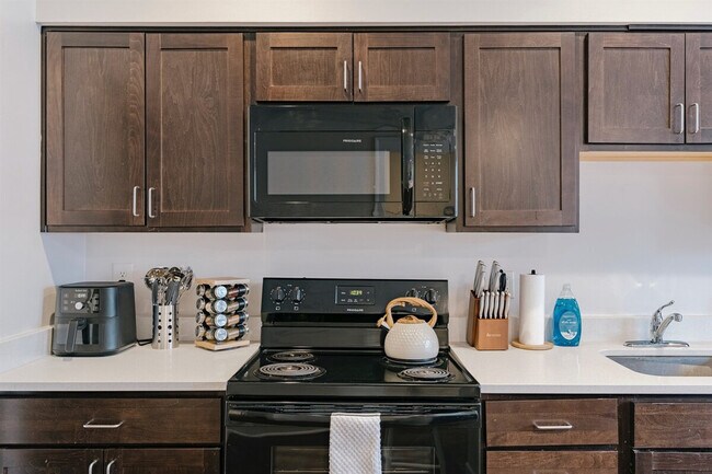 Building Photo - 11321 Hessler Rd