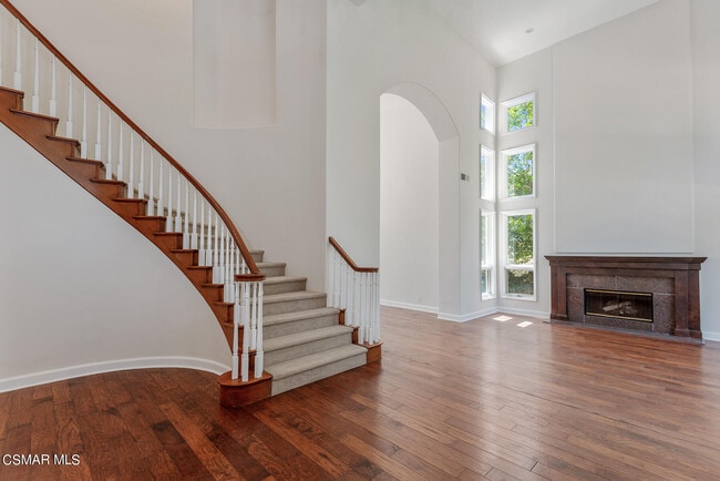 Building Photo - 31858 Saddletree Dr