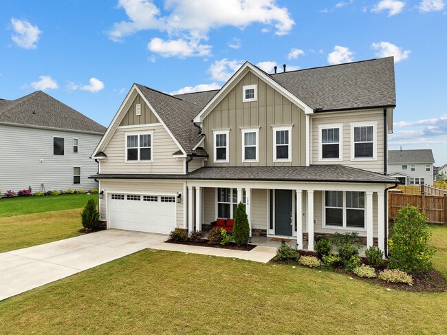 Building Photo - 200 Cloud Berry Ln