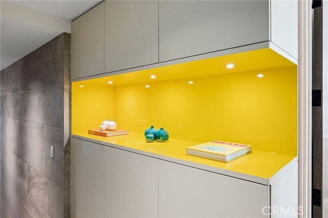 Building Photo - 121 25th St