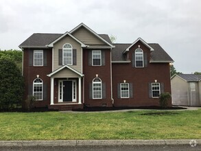 Building Photo - 5721 Rhyne Cove Ln