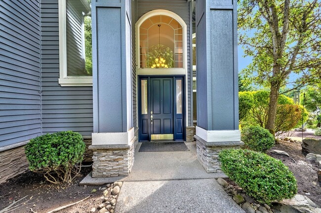 Building Photo - 4 bed 3 bath plus bonus room in Bothell