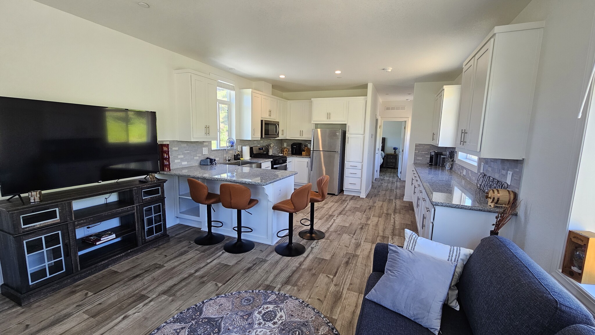 Building Photo - 1446 Carrio Dr