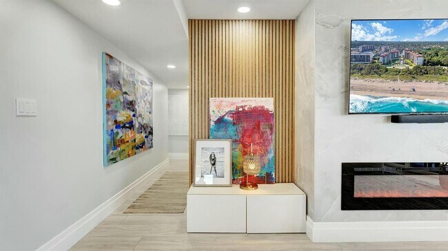 Building Photo - 2871 N Ocean Blvd