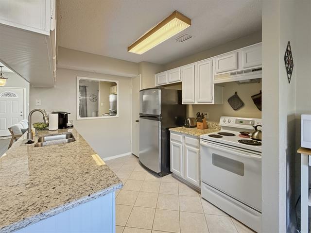 Building Photo - 214 Samuel Blvd