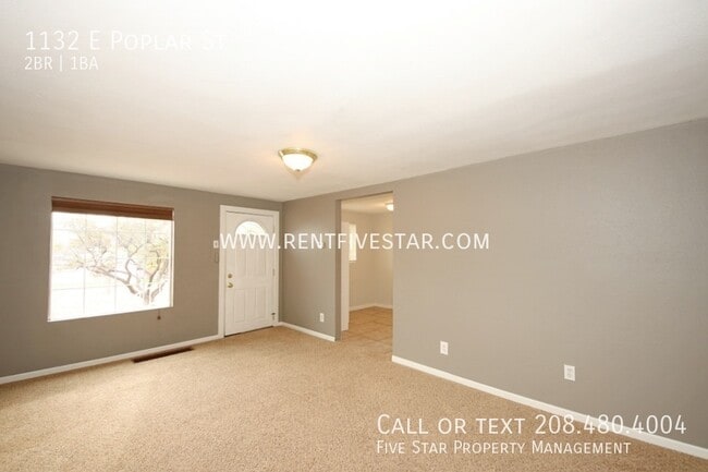 Building Photo - 1132 E Poplar St
