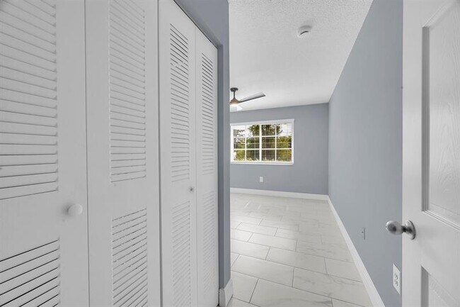 Building Photo - 3809 NW Mediterranean Ln