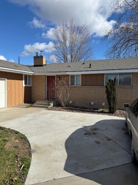 Building Photo - 605 N Rd 37