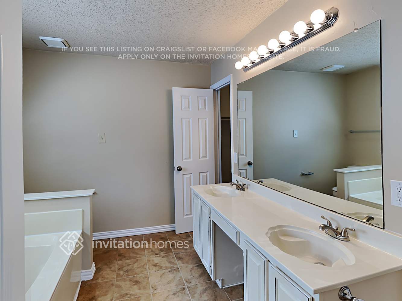 Building Photo - 2529 Windchase Dr