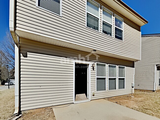 Building Photo - 507 Pond Lillies Rd