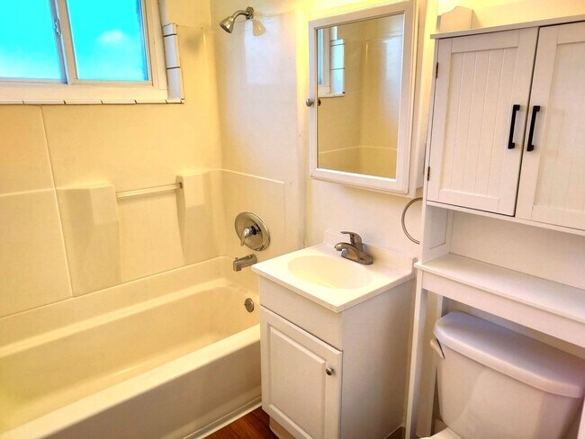 Building Photo - 2 Bedroom La Mesa Duplex with Yard, In-Unit Laundry, and Garage!