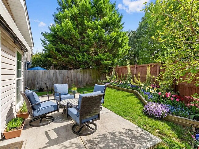 Building Photo - Earn Wealth While Leasing - Like a Homeowner - Lease to Own