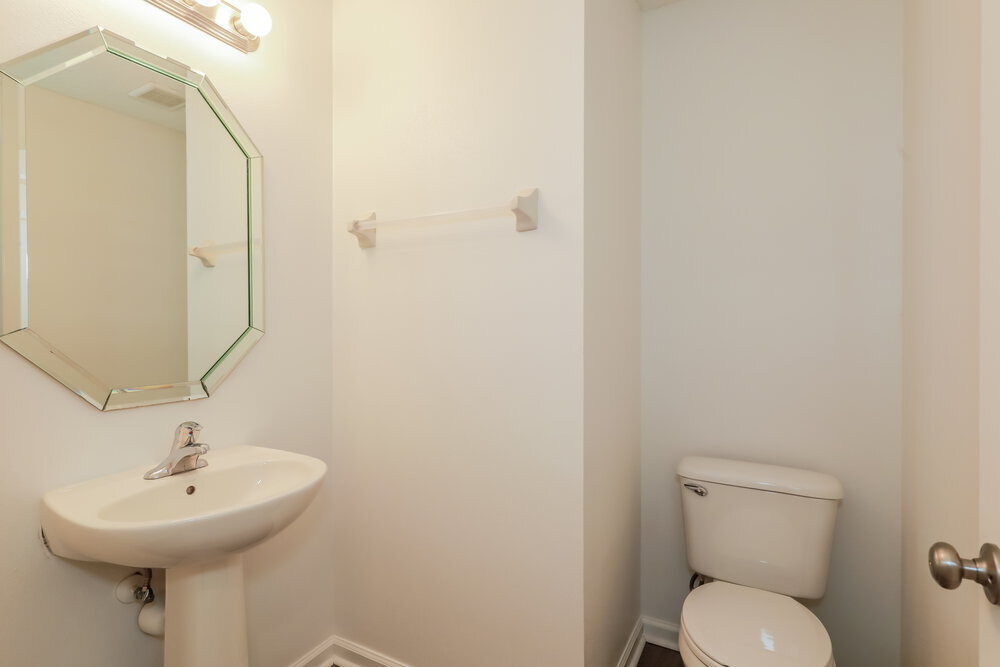 Building Photo - 734 Celebration Lane